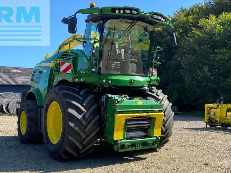 John Deere 8600