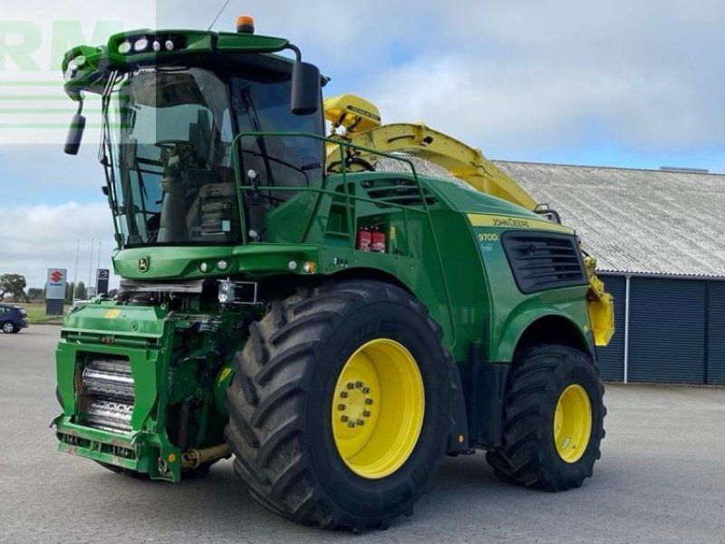 John Deere 9700