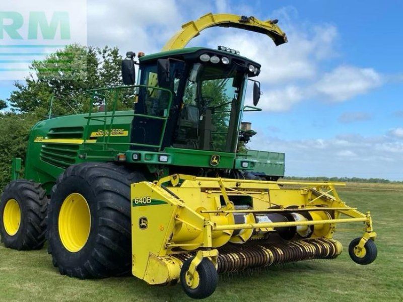 John Deere 7700