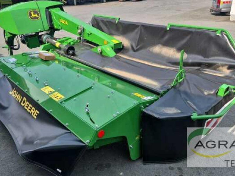 John Deere 328 A