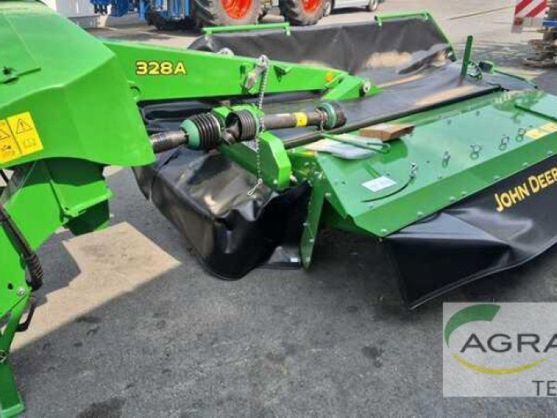 John Deere 328 A