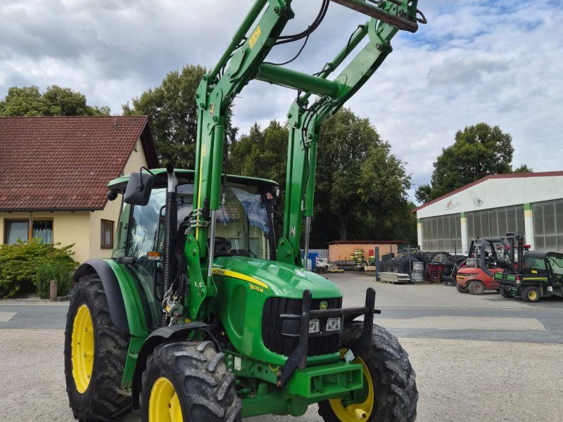 John Deere 5070 M