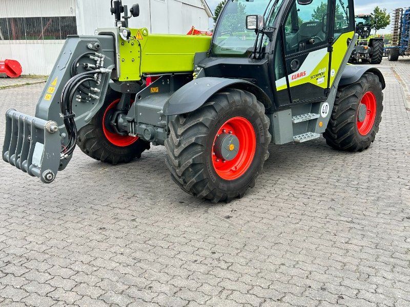 Claas Scorpion 848