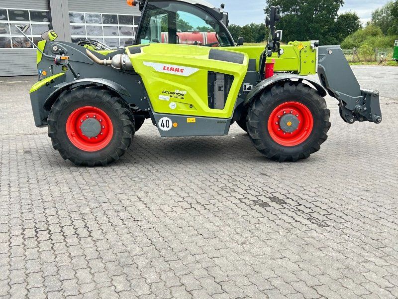 Claas Scorpion 848