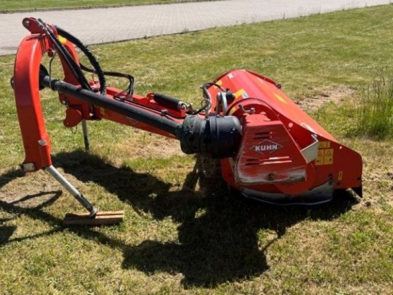 Kuhn TBES 262