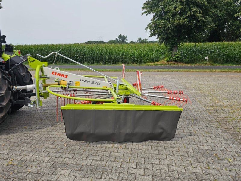 Claas Liner 370 Tandem