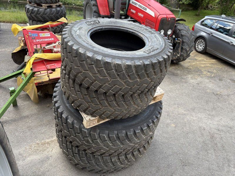 400/80R24 BKT IT 696
