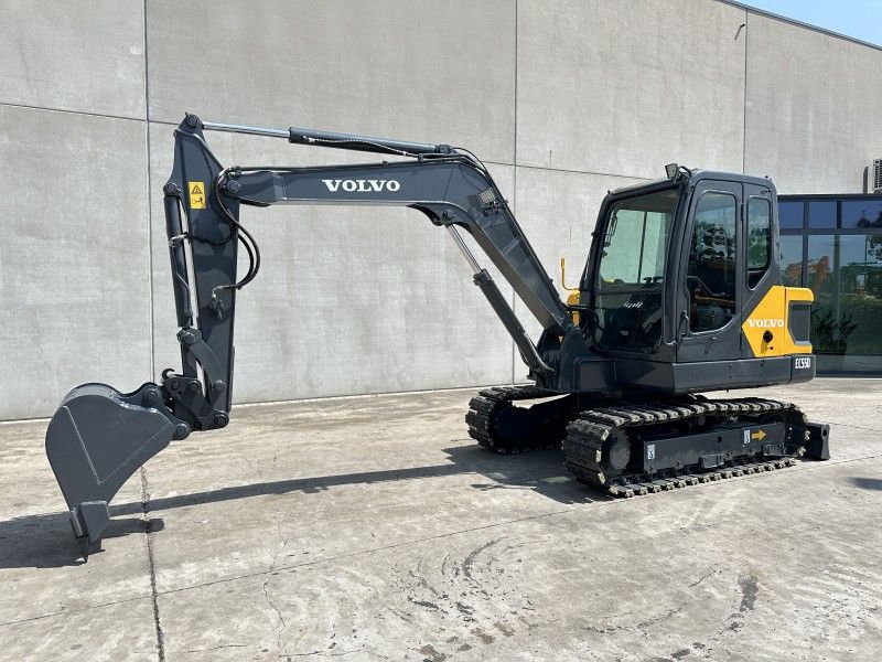 2020 Volvo EC55D Mid-Size Excavator