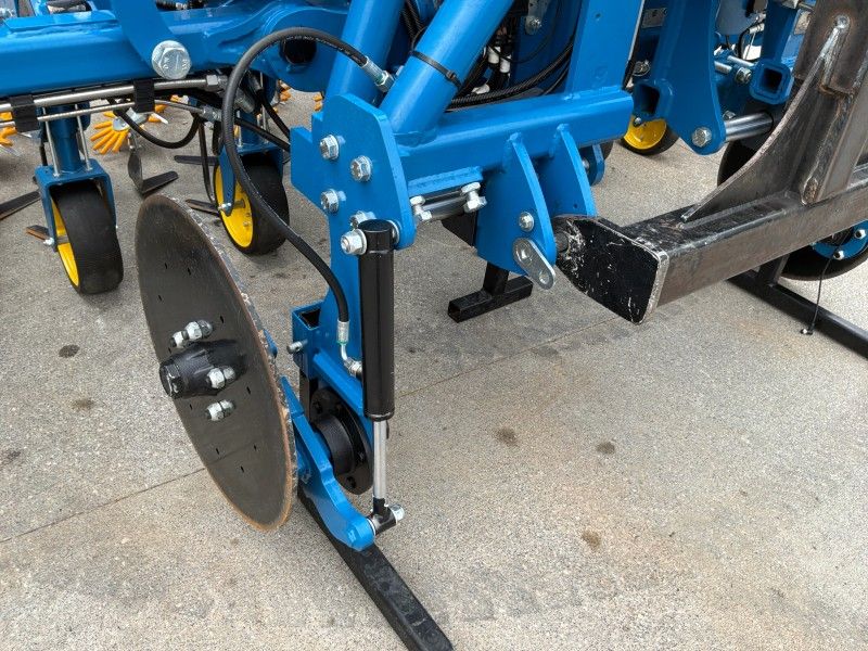 2025 Agrivaux SS300-Metis U Hoeing Machine