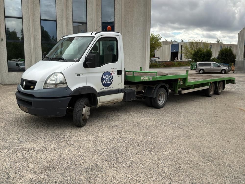 2007 Renault Mascott Bedrijfswagen met oplegger