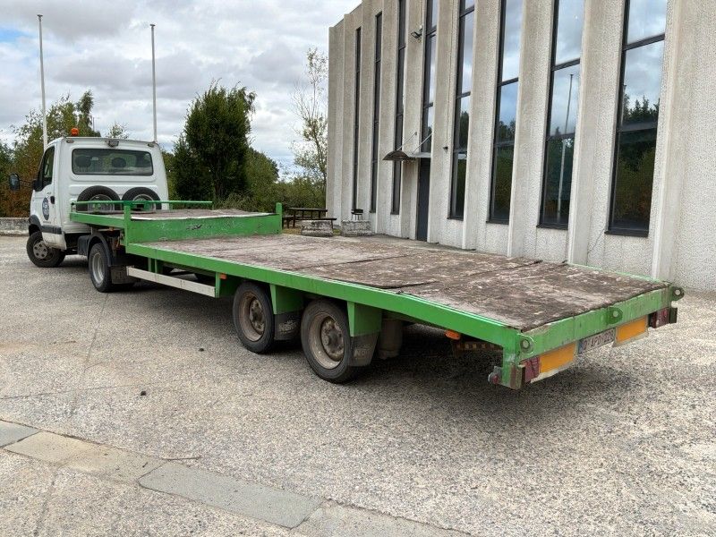 2007 Renault Mascott Bedrijfswagen met oplegger