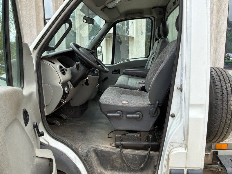 2007 Renault Mascott Bedrijfswagen met oplegger