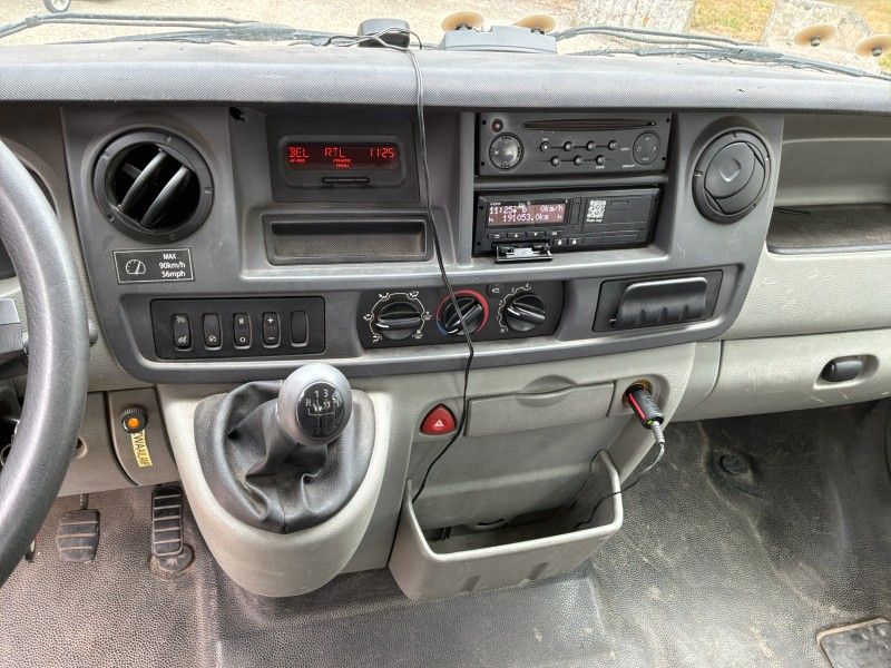 2007 Renault Mascott Bedrijfswagen met oplegger