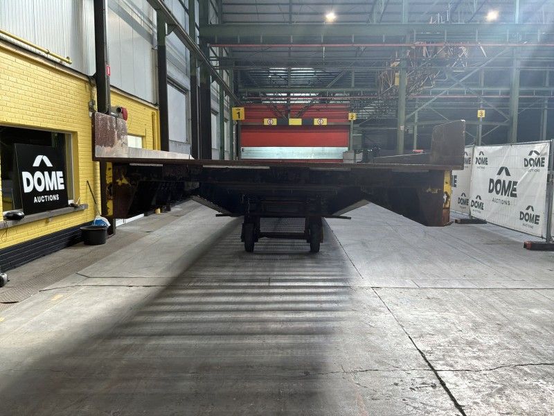 Mobile loading dock