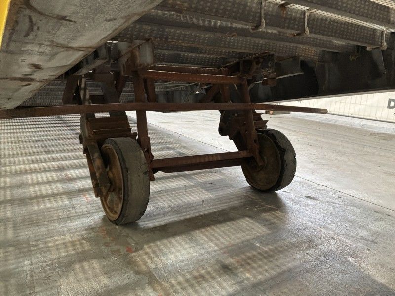 Mobile loading dock