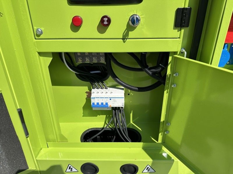 2026 Compal Power VG-R30 Power Generator