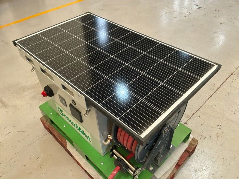 2026 Agrivaux Greenwet Battery-Powered Watering Machine