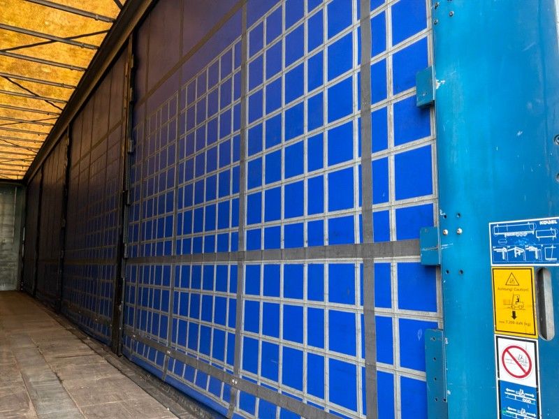 2017 Kögel Mega S-24-1 Curtainsider Trailer
