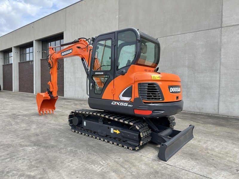 2017 Doosan DX55-9C Midigraafmachine