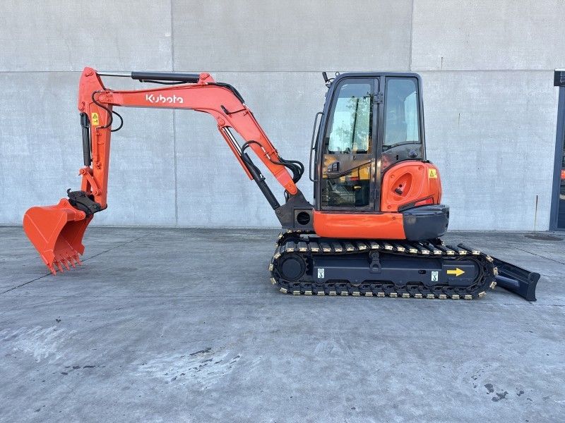 2016 Kubota KX155-5 Mid-Size Excavator