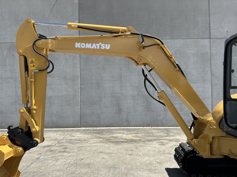 2010 Komatsu PC40MR-1 Mid-Size Excavator