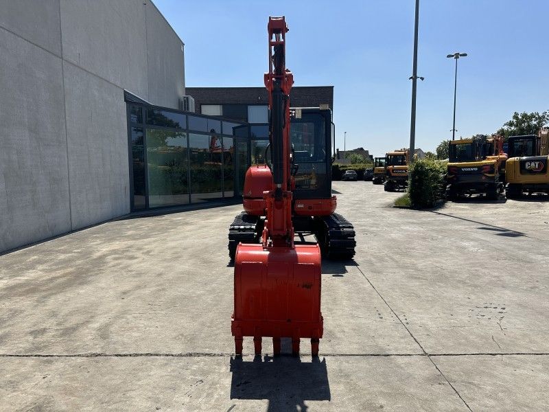 Kubota KX155-3SZ Mid-Size Excavator