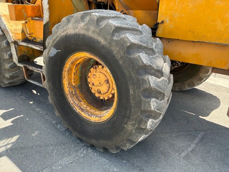 1984 Ahlmann AS 12 Wheel Loader
