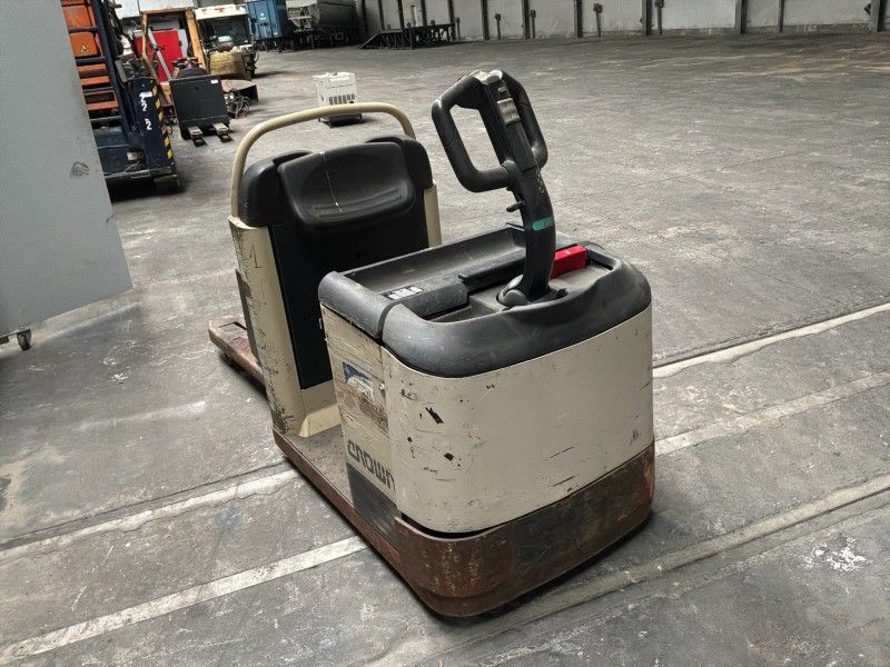 2002 Crown GPC2020 Electric Pallet Truck