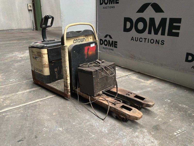 2002 Crown GPC2020 Electric Pallet Truck
