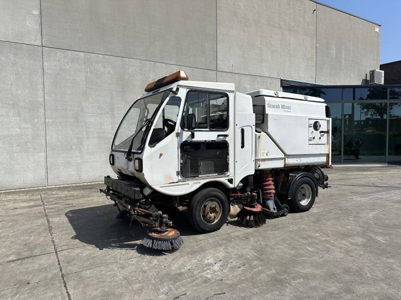 2005 Scarab Sweeper Truck