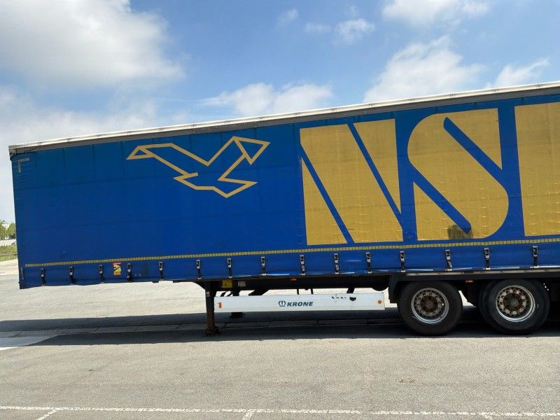 2013 Krone SD Curtain-Sided Trailer