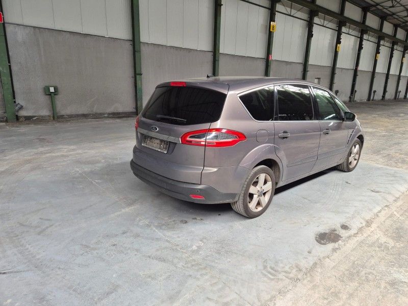 2012 Ford S-Max Multipurpose Passenger Vehicle
