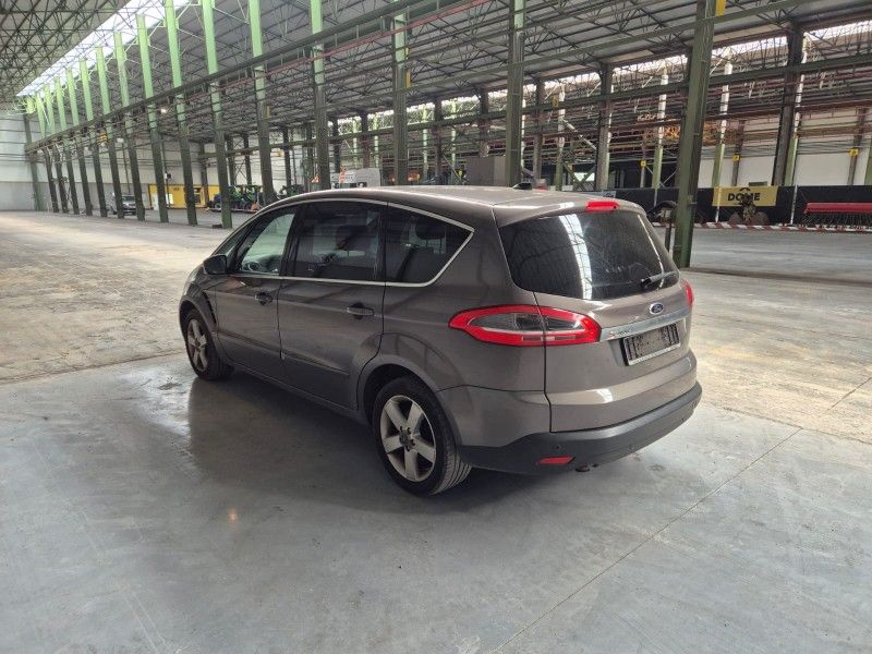 2012 Ford S-Max Multipurpose Passenger Vehicle