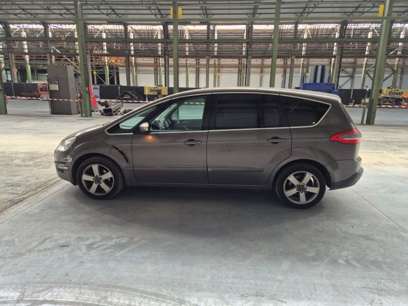2012 Ford S-Max Multipurpose Passenger Vehicle