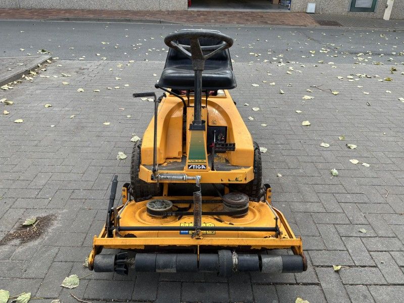Stiga Villa Senator Ride-On Mower (needs repair)