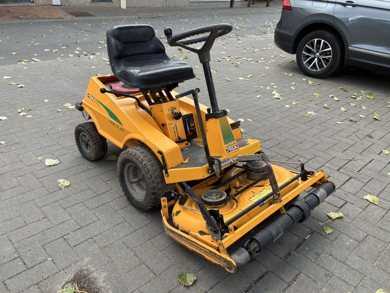 Stiga Villa Senator Ride-On Mower (needs repair)