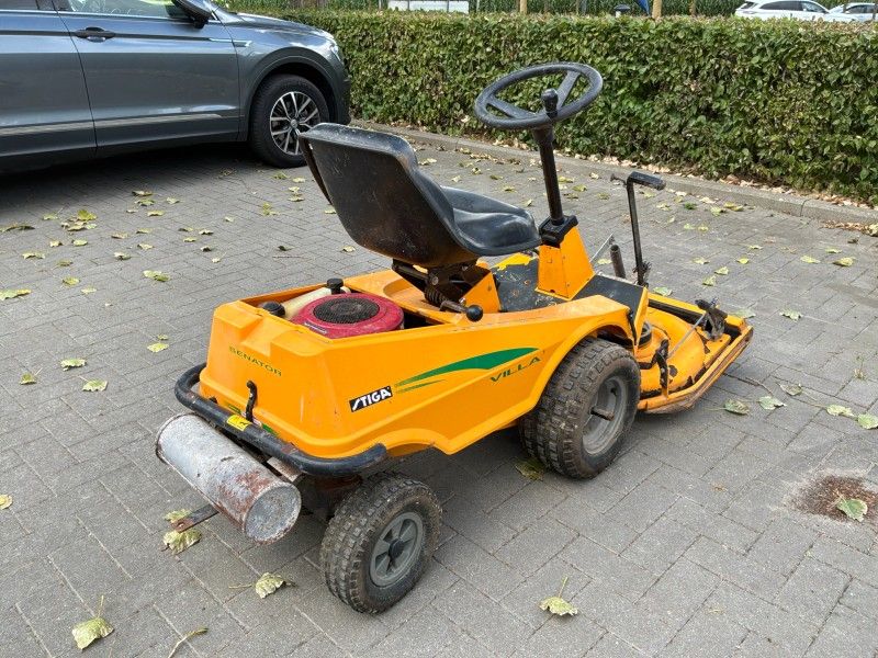 Stiga Villa Senator Ride-On Mower (needs repair)