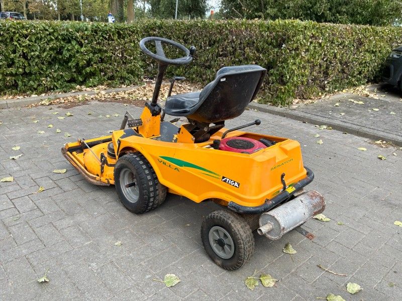 Stiga Villa Senator Ride-On Mower (needs repair)