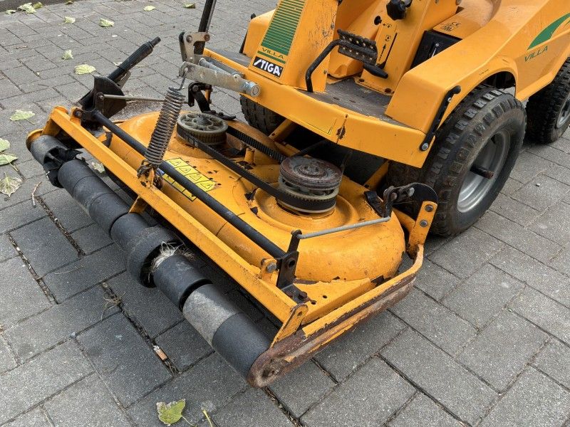 Stiga Villa Senator Ride-On Mower (needs repair)