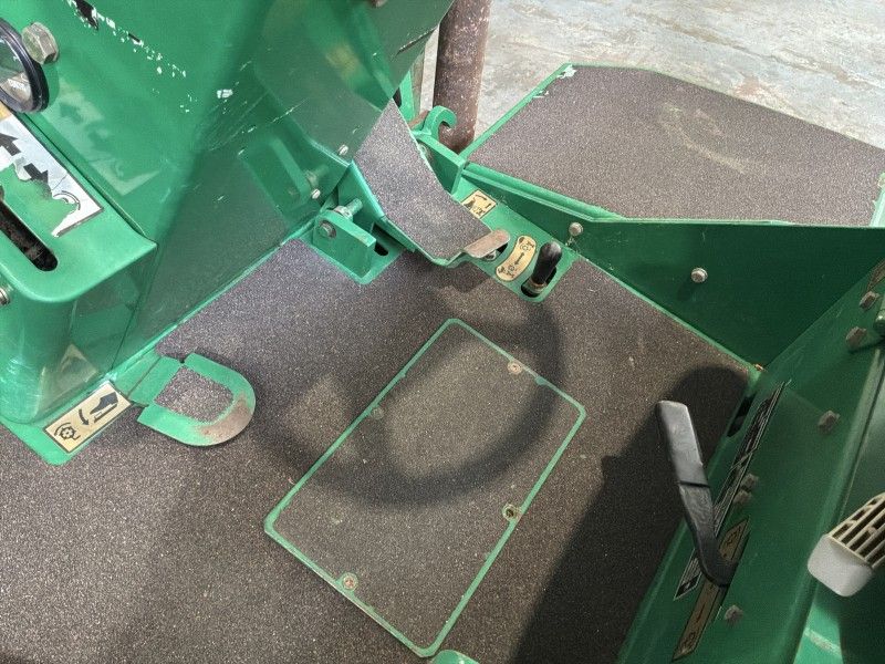2002 Ransomes Highway 2130 Ride-On Mower
