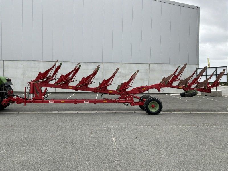 2022 Steeno 8SPSB 8-furrow plow