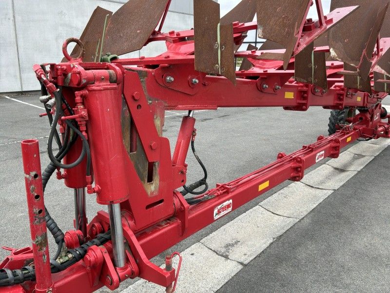 2022 Steeno 8SPSB 8-furrow plow