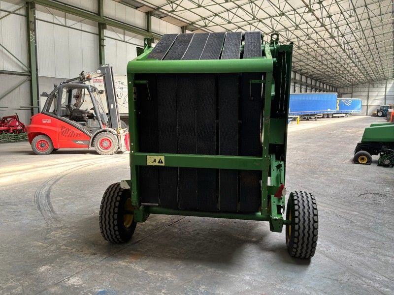 John Deere 540 Round Baler