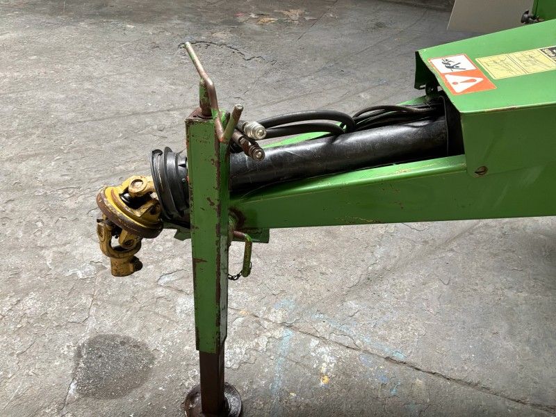 John Deere 540 Round Baler