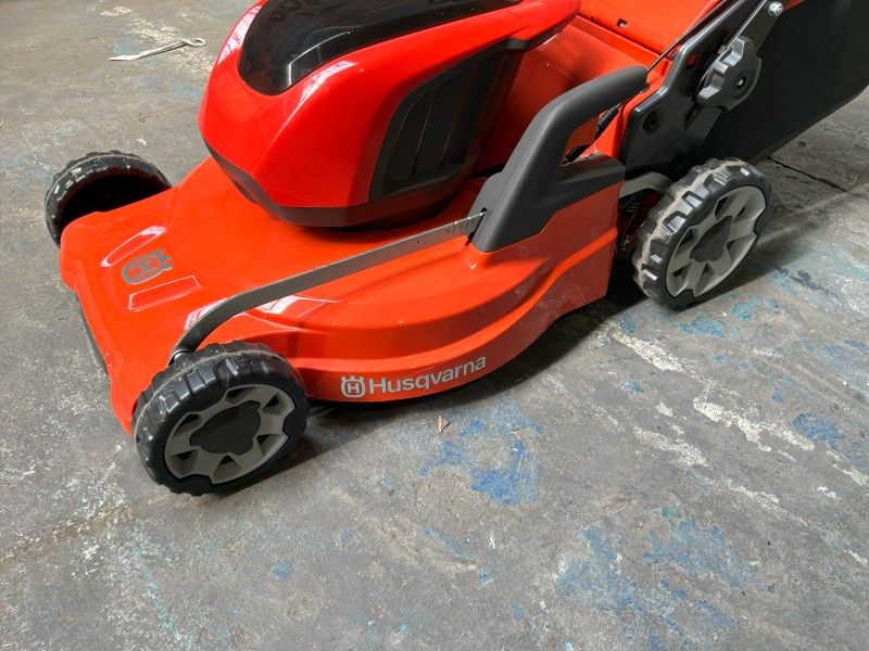 2021 Husqvarna LC347iVX Cordless Lawn Mower (Unused)