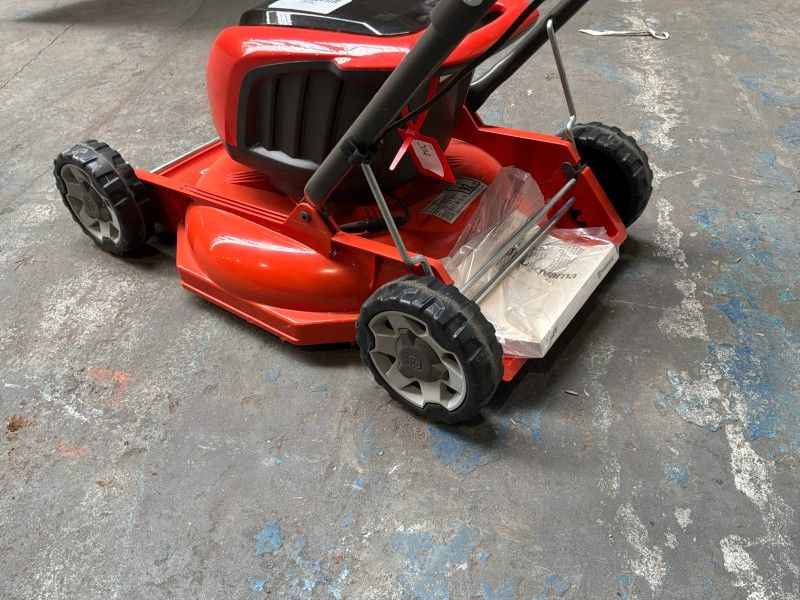 2019 Husqvarna LB 146i Cordless Lawn Mower (Unused)