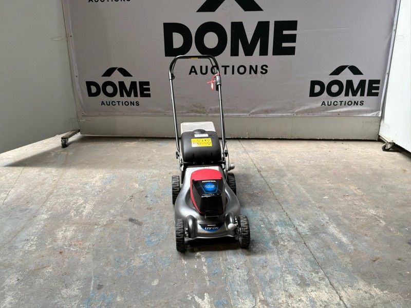2020 Honda HRG416 XB Battery-Powered Lawn Mower (Unused)