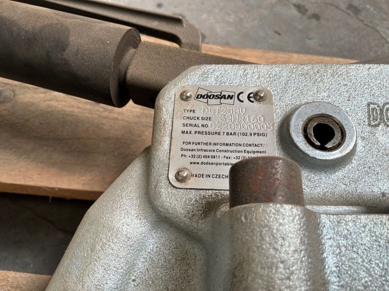 Doosan DCT25BV Pneumatische breekhamers (ongebruikt) (2x)