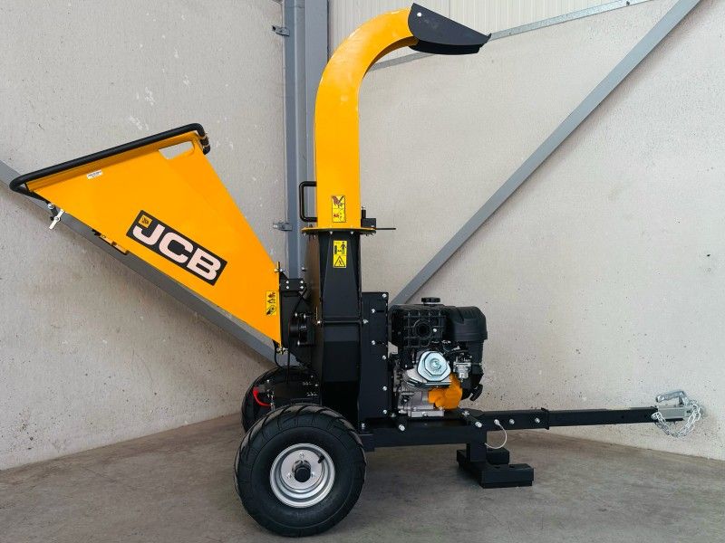 JCB CH150120PE Professional Wood Chipper