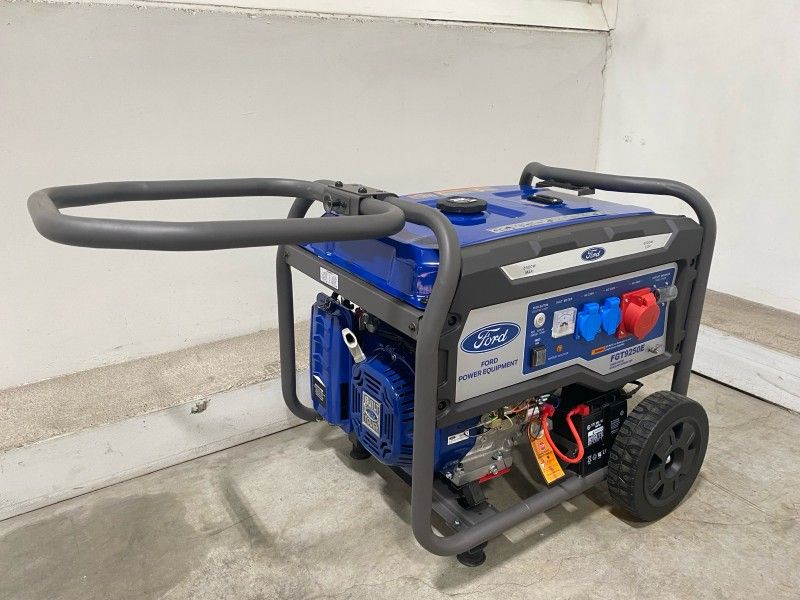 Ford FGT9250E Gasoline-Powered Generator